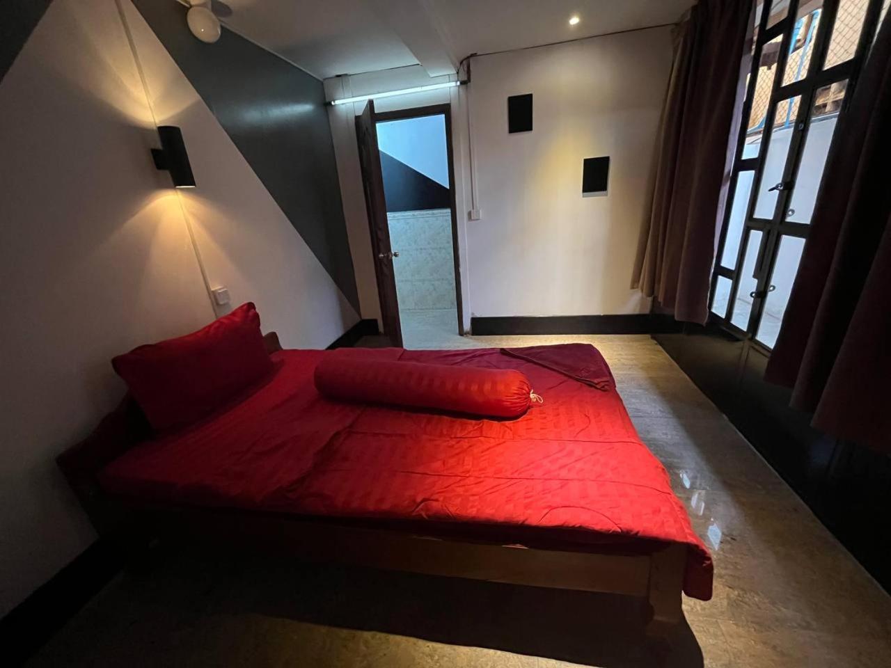 White Monkey Hotel เสียมราฐ ห้อง รูปภาพ