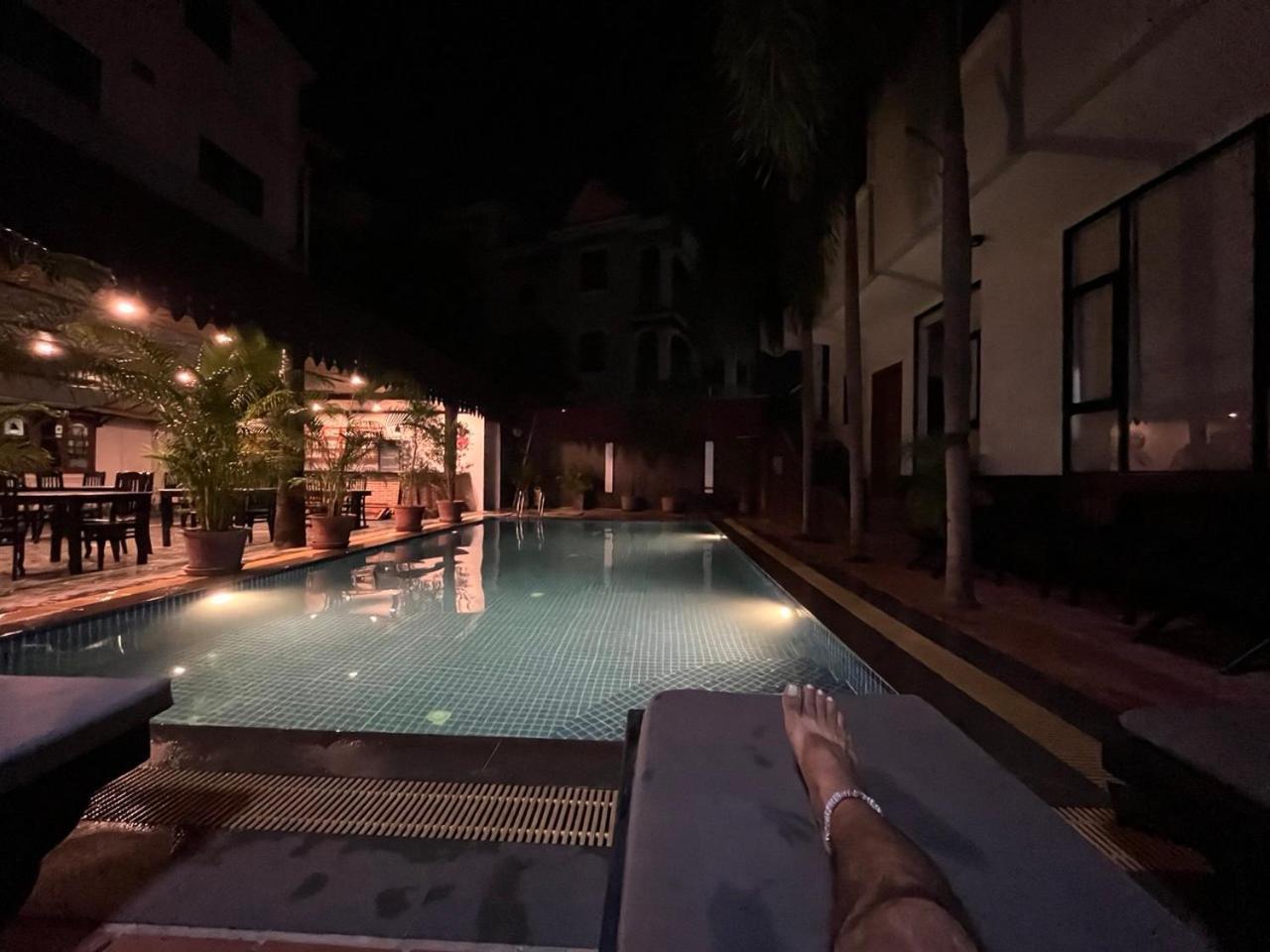 White Monkey Hotel เสียมราฐ ภายนอก รูปภาพ