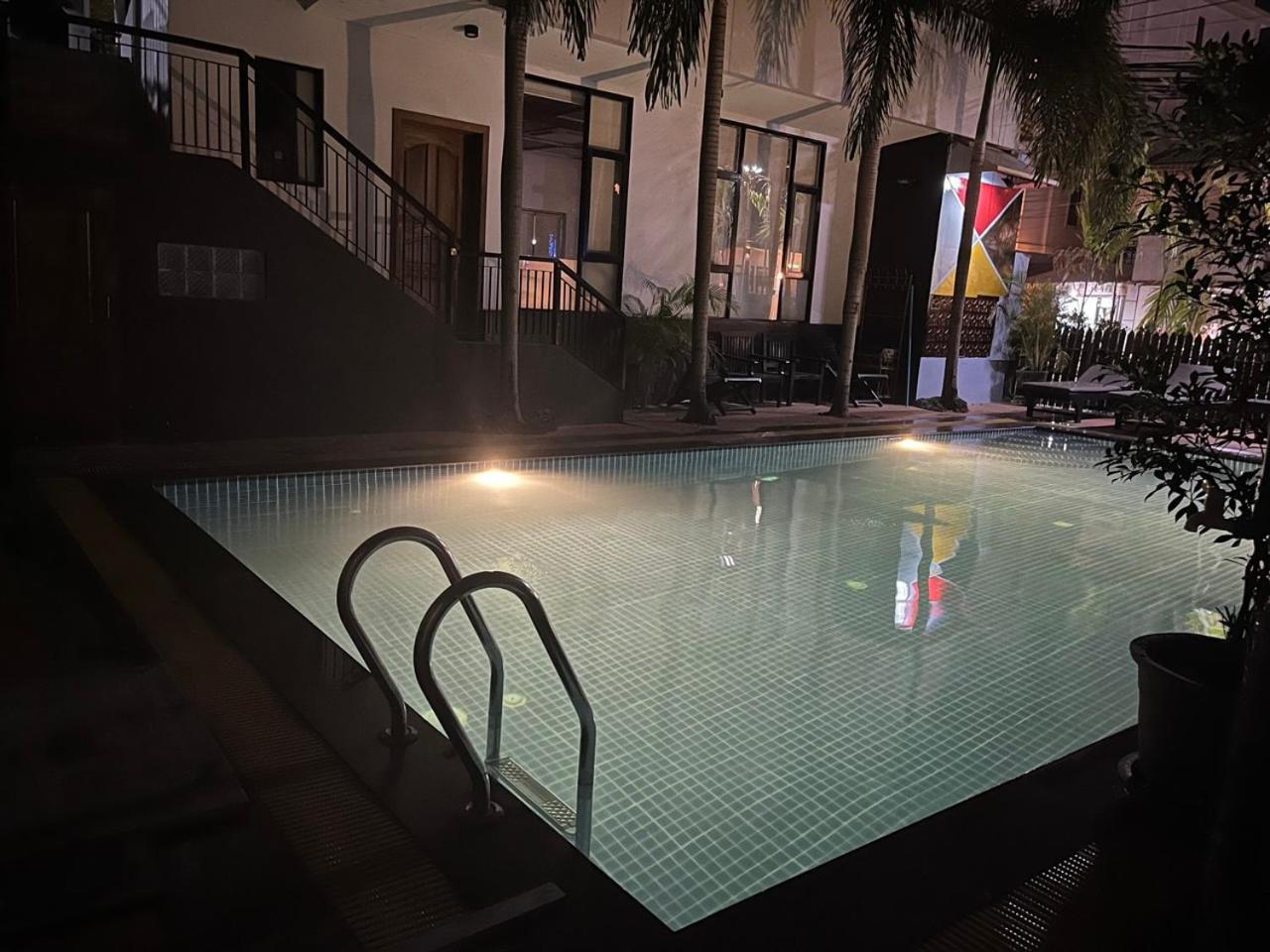 White Monkey Hotel เสียมราฐ ภายนอก รูปภาพ
