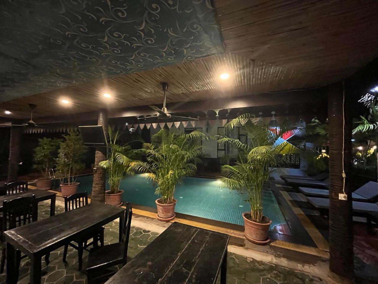 White Monkey Hotel เสียมราฐ ห้อง รูปภาพ